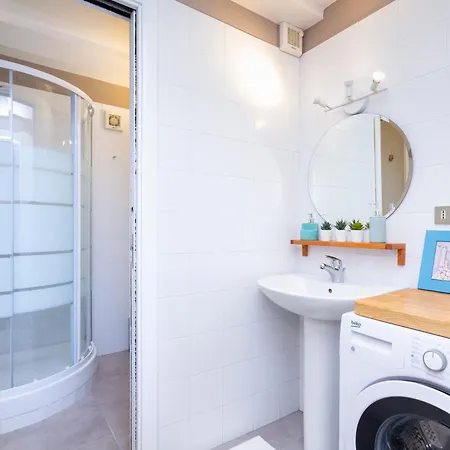 Unforgettable, Loft In The Center