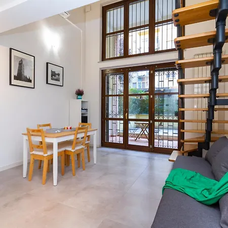 아파트 Unforgettable, Loft In The Center